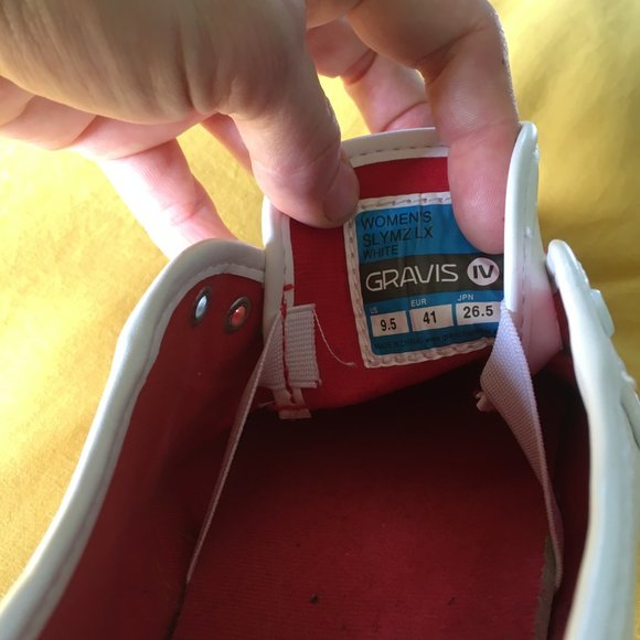 Gravis Sylmz LX 9.5 White with Red Bottoms - Picture 5 of 8